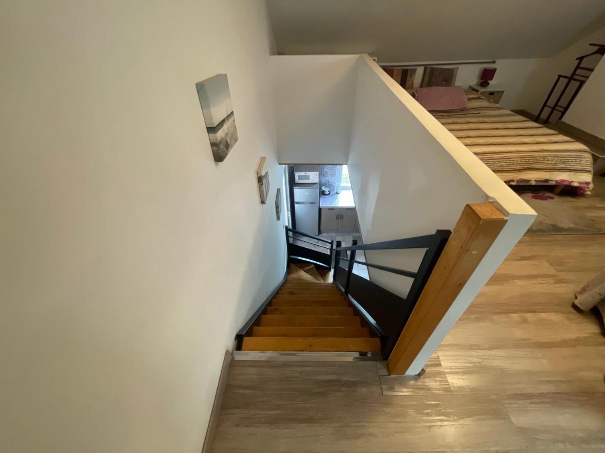 Loft Agreable Villa Arrest Bagian luar foto