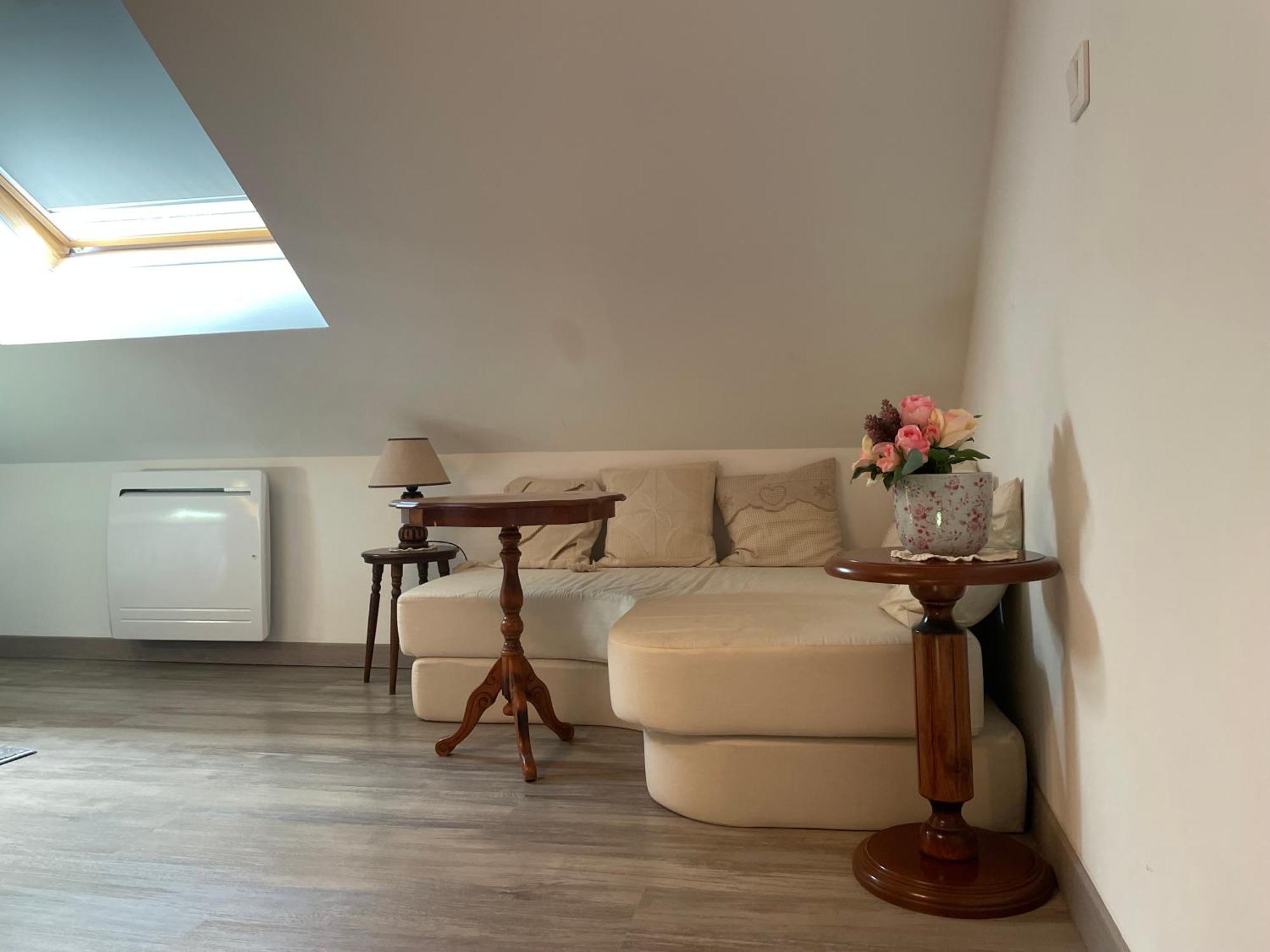 Loft Agreable Villa Arrest Bagian luar foto
